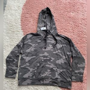 Banana Republic Gray Camouflage Terry Hoody - L